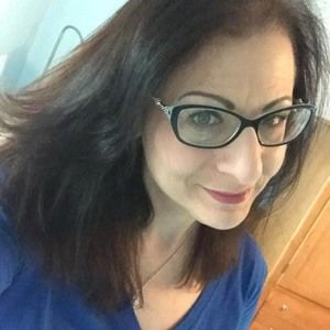 Meet your Posher, Sharon